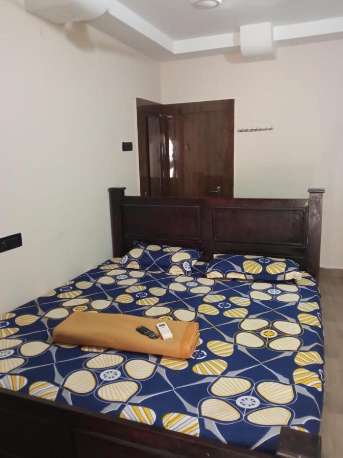 Appartement Le Grace Annanagar à Madurai Extérieur photo